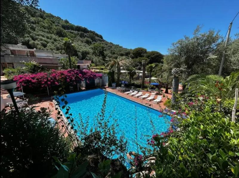 Un Paradiso A Sorrento Con Piscina Масса-Лубренсе Экстерьер фото