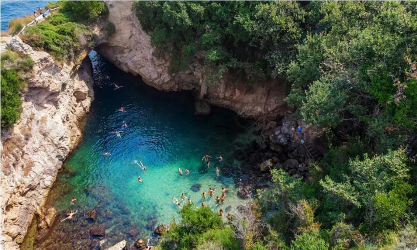 Un Paradiso A Sorrento Con Piscina Масса-Лубренсе Экстерьер фото