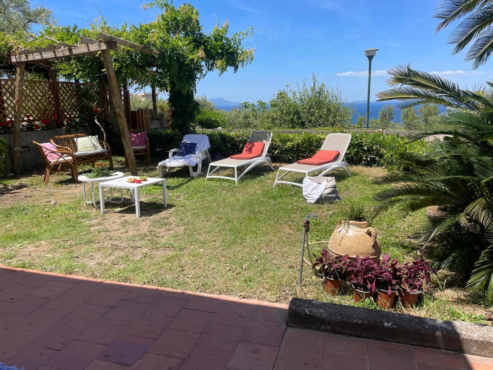 Un Paradiso A Sorrento Con Piscina Масса-Лубренсе Экстерьер фото